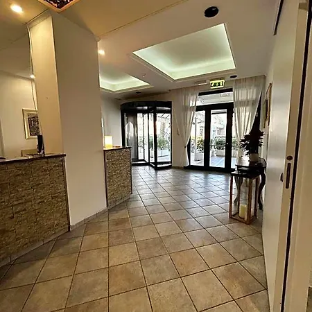 Hotel Perla 3*